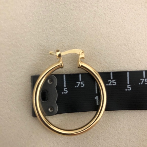 18k Gold Filled Small Tube Hoop Earrings - Picture 5 of 6